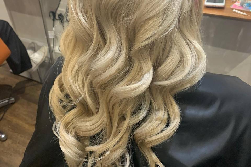 Glam curls