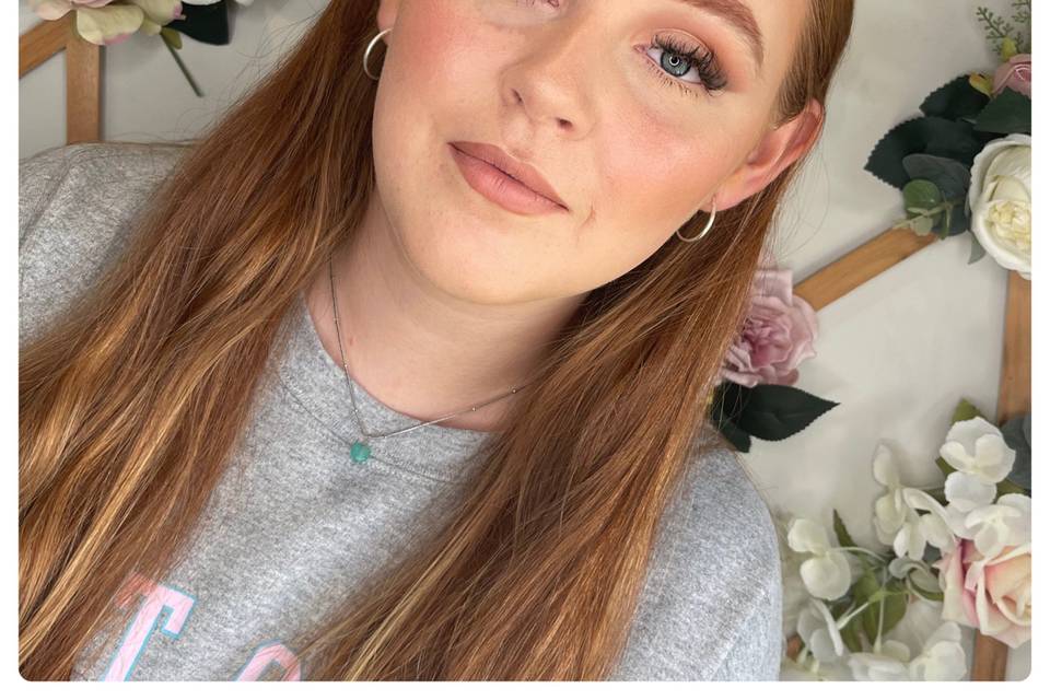 Soft glam makeup