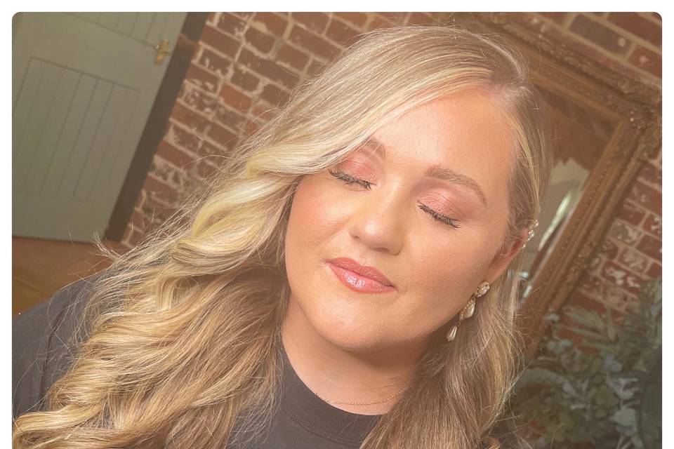 Bridesmaid closed eye