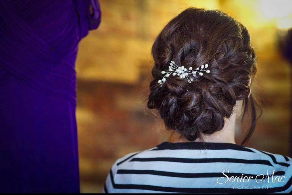 Bridesmaid bun