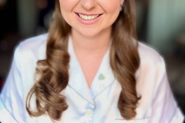 Soft glam bridal makeup