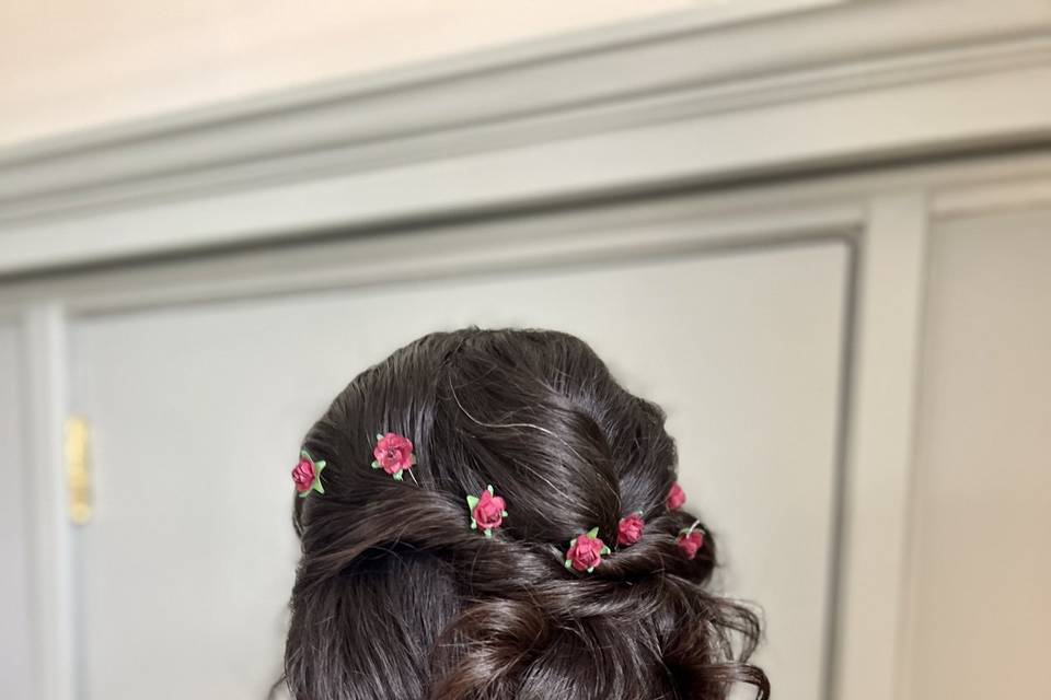 Maid of Honour half-up curls