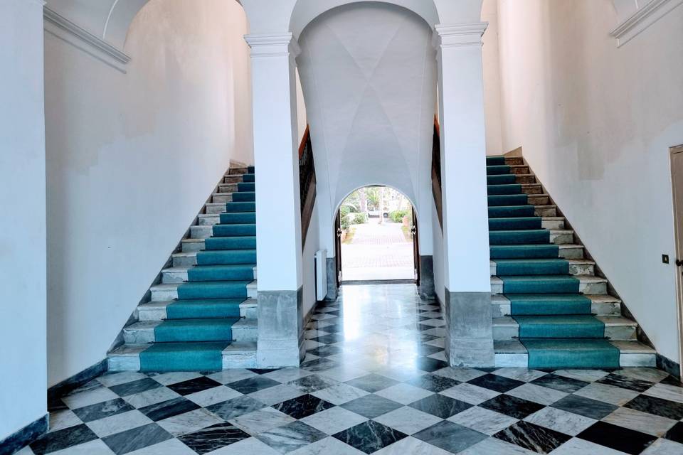 Entrance hall Castle