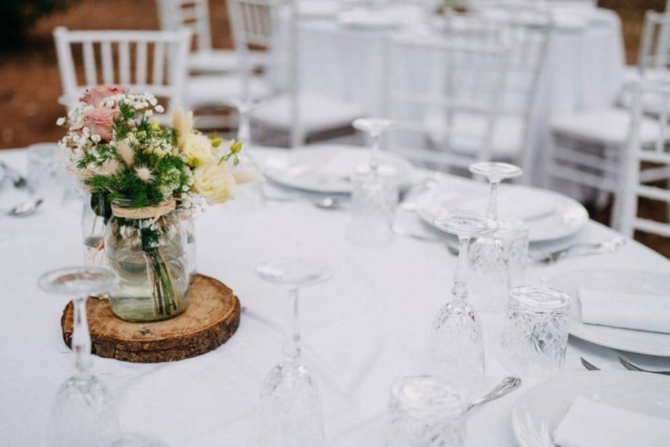 Simple table set-up