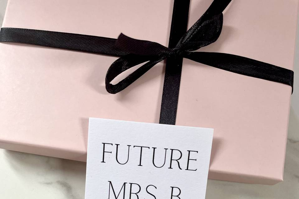 Personalised Future Mrs pin