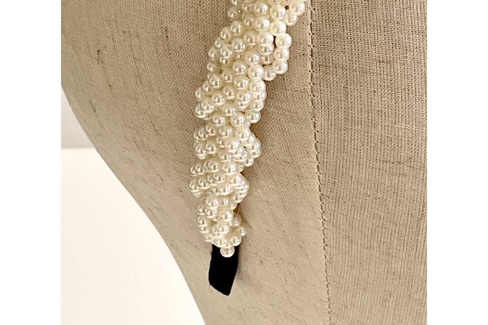 Faux pearl headband