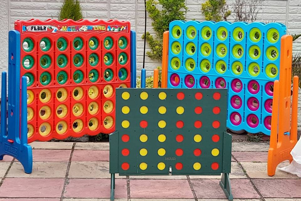 Giant games