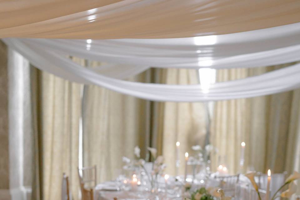 Serpentine Table Styling
