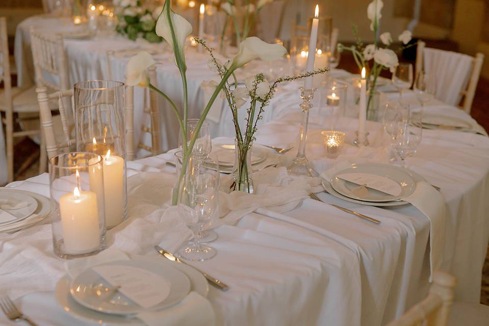Serpentine Table Styling