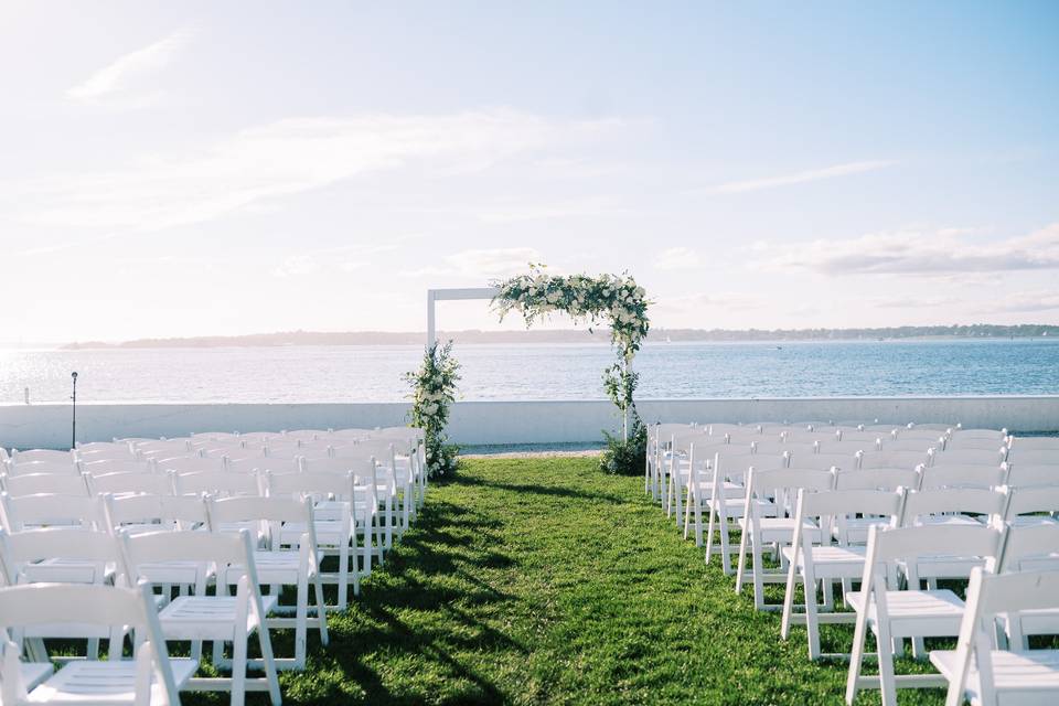 A breath of fresh wedding air!
