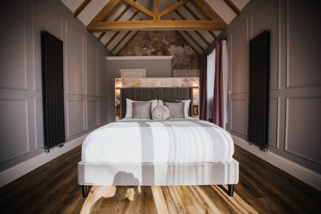 Honeymoon Suite