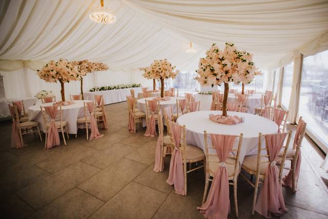 Table Setup For Weddings
