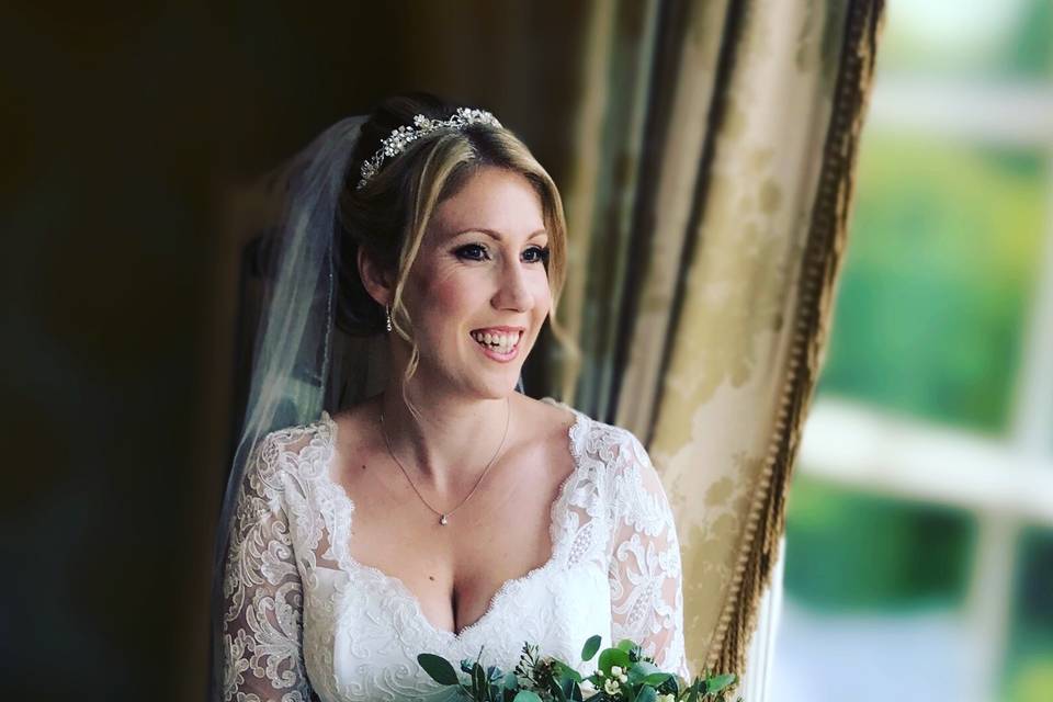 Jemma S Bridal Hair and MakeUp Artist