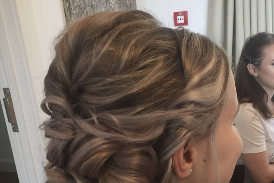 Jemma S Bridal Hair and MakeUp Artist