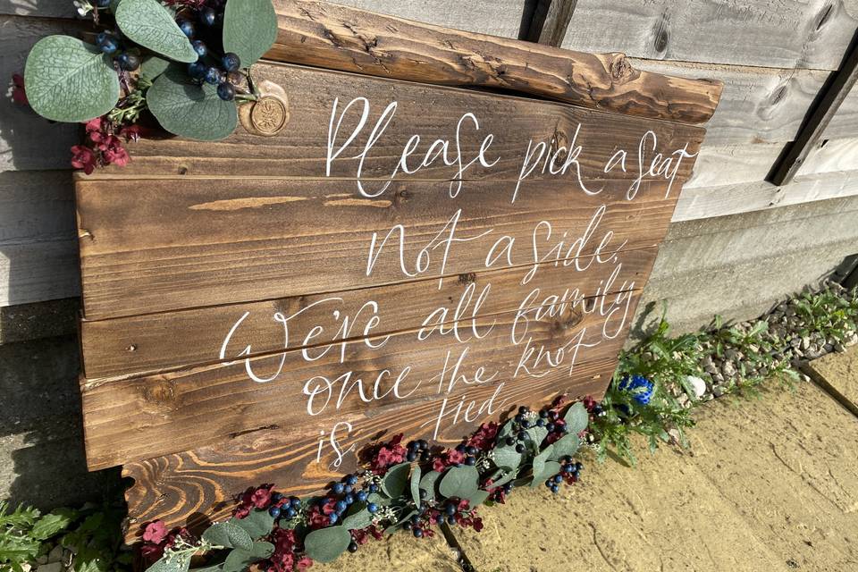 Wooden welcome sign