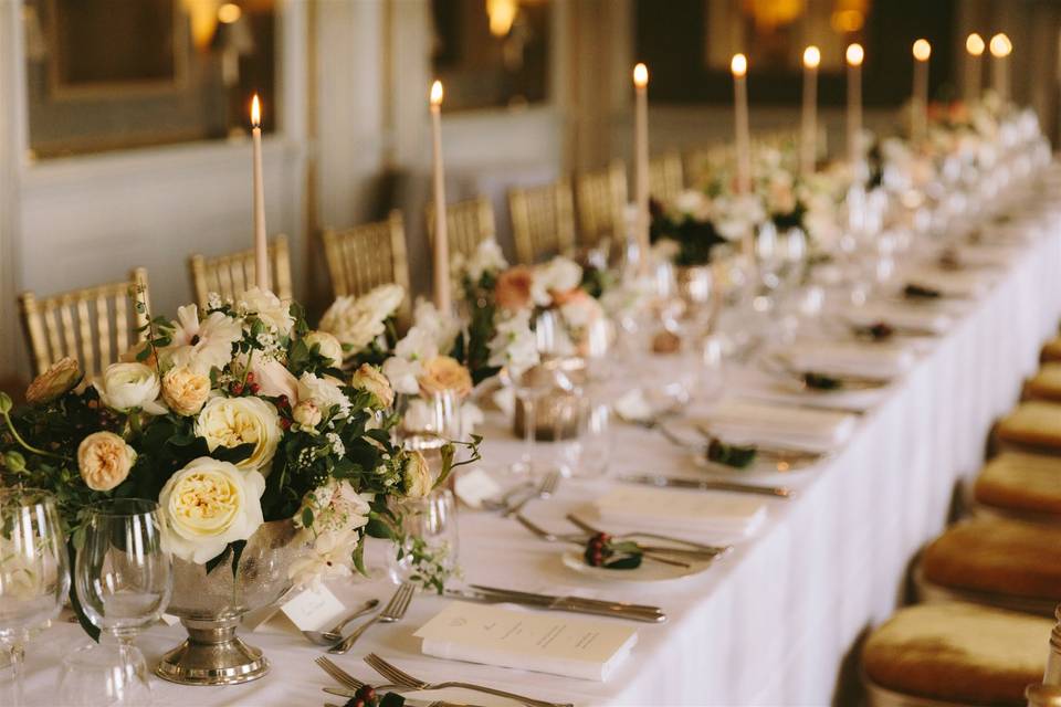 Elegant tablescape