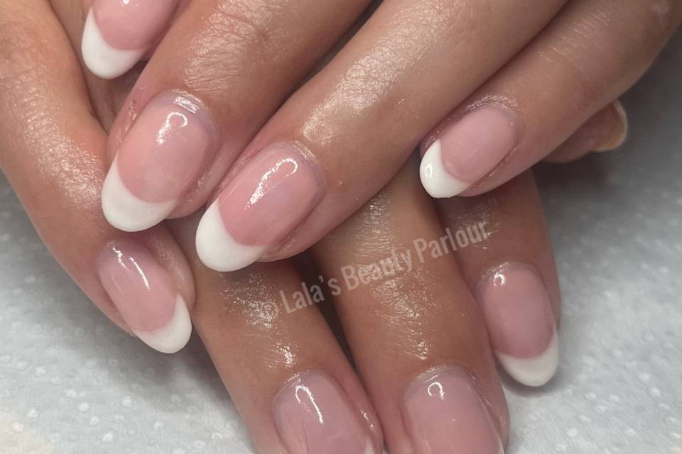 French tips with pink