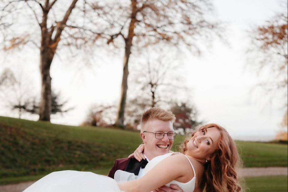 Couples Portraits at Coombe lo