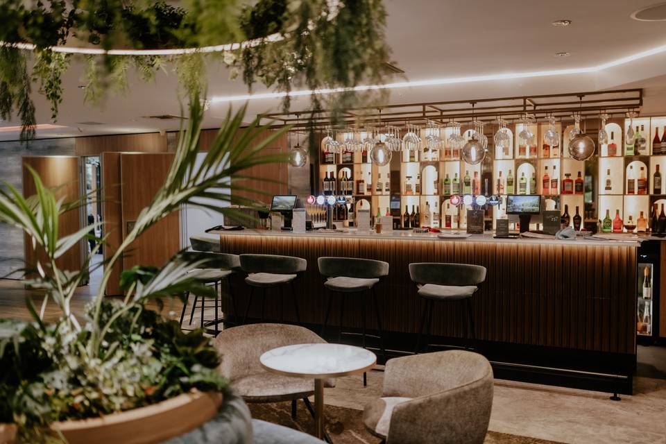 Private Bar