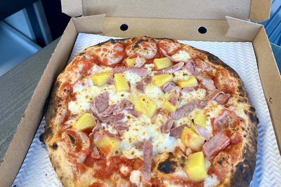 Hawaiian pizza