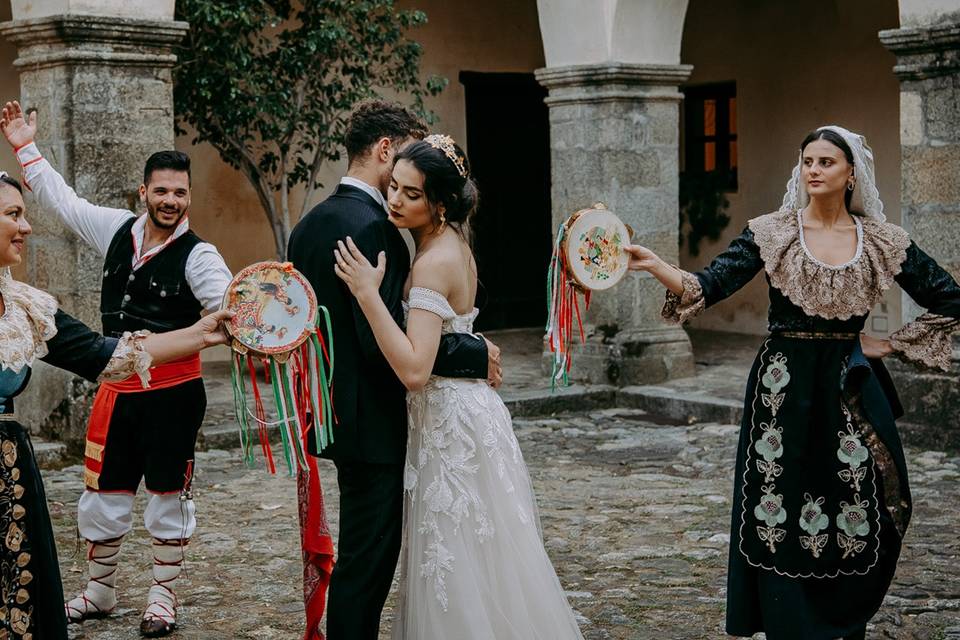 Italian Folk Romance