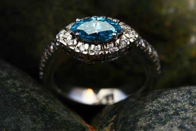 Sapphire with diamond ring