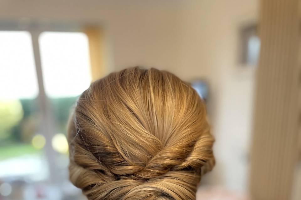 Guest hair up