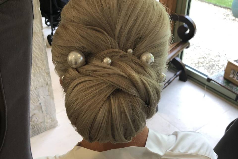 Elegant Hair up