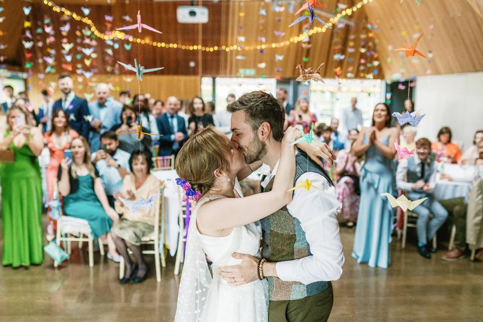 First dance crane decor