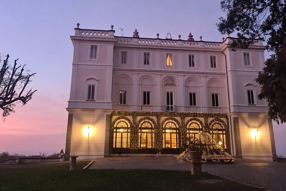 MAIN VILLA AT SUNSET