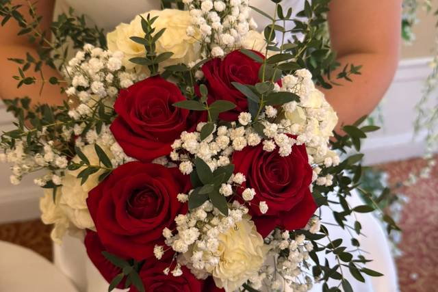 Gorgeous reds and white roses