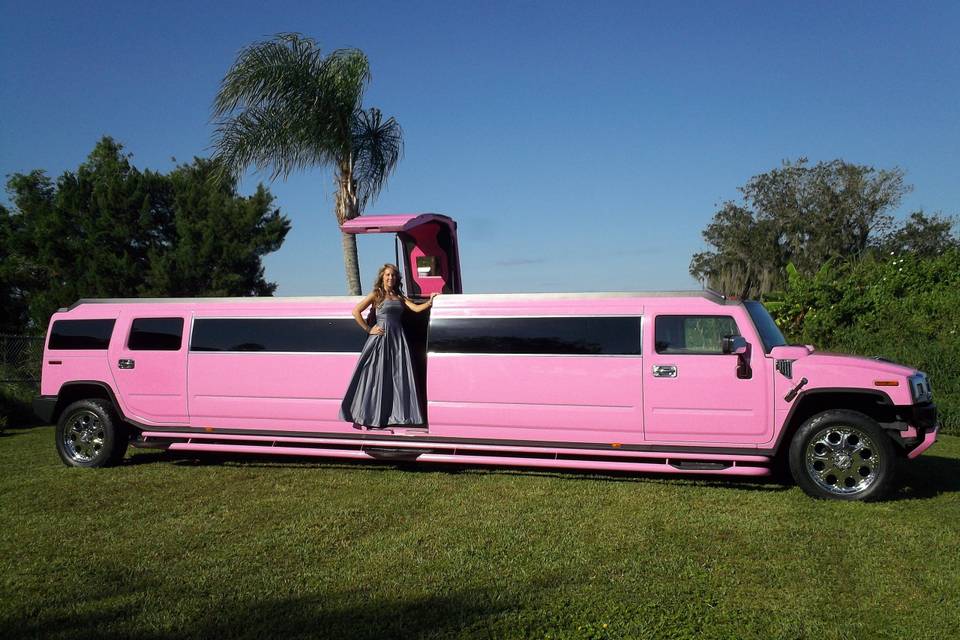 PINK LIMOS HIRE
