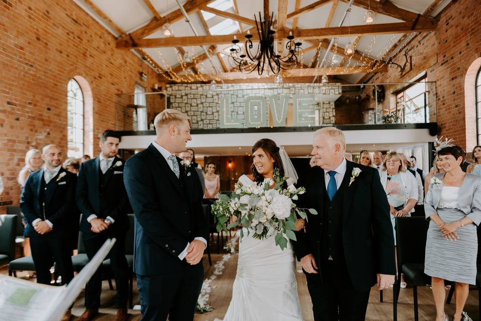 Wedding ceremony - Emma Wenham Photography