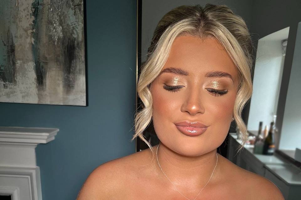 Subtle shimmer and glow