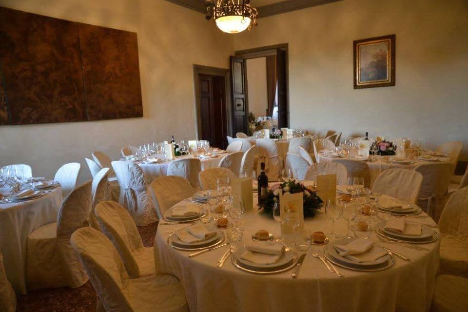 Indoor set tables