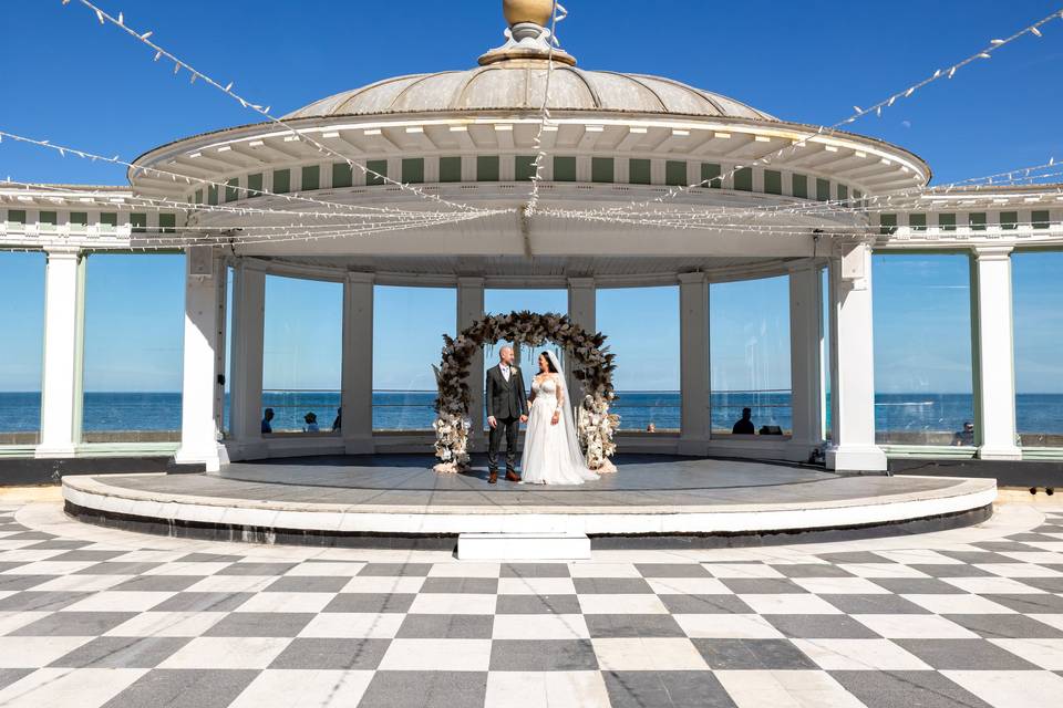 Mr & Mrs Blackburn