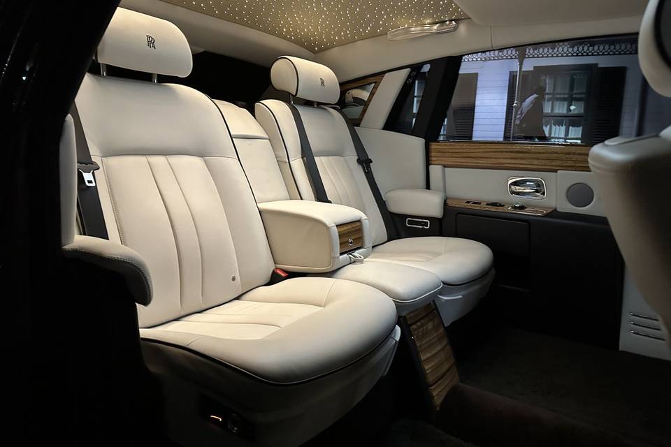 Rolls Royce Series2 inside