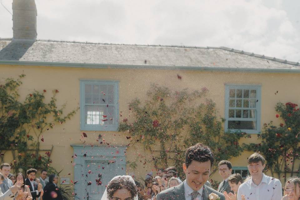South Farm confetti shot