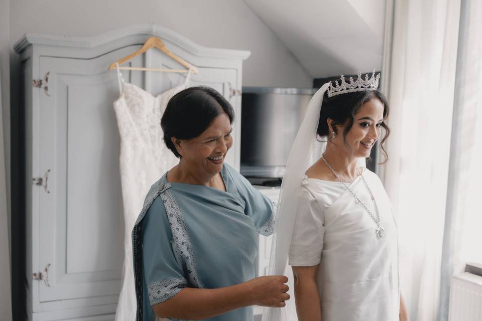 First look with mum