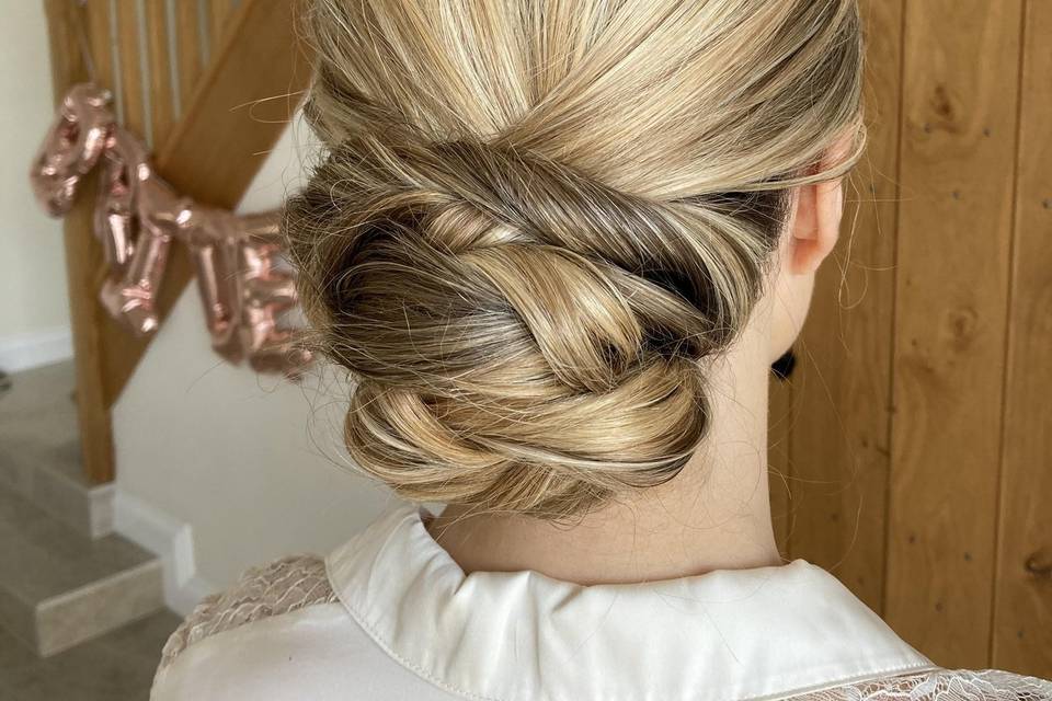 Fin textured updo