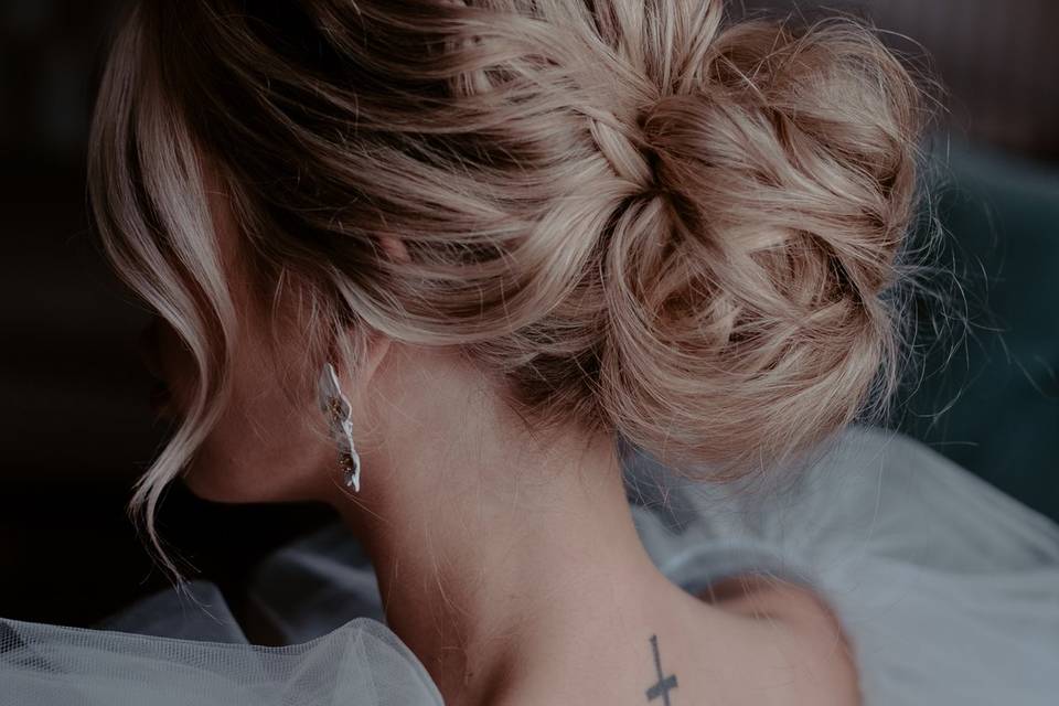 Textured bridal bun