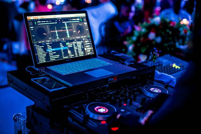 DJ Lewie Ft.