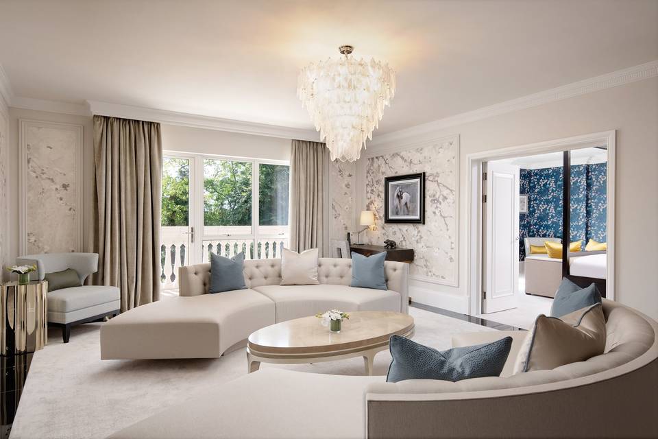 Royal Suite living room