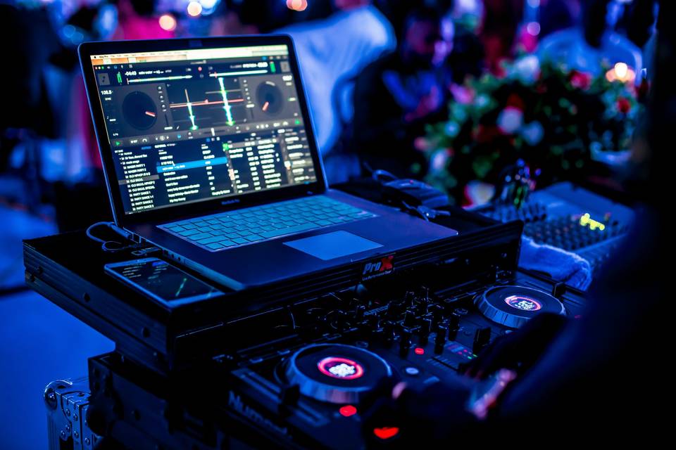 DJ Lewie Ft.