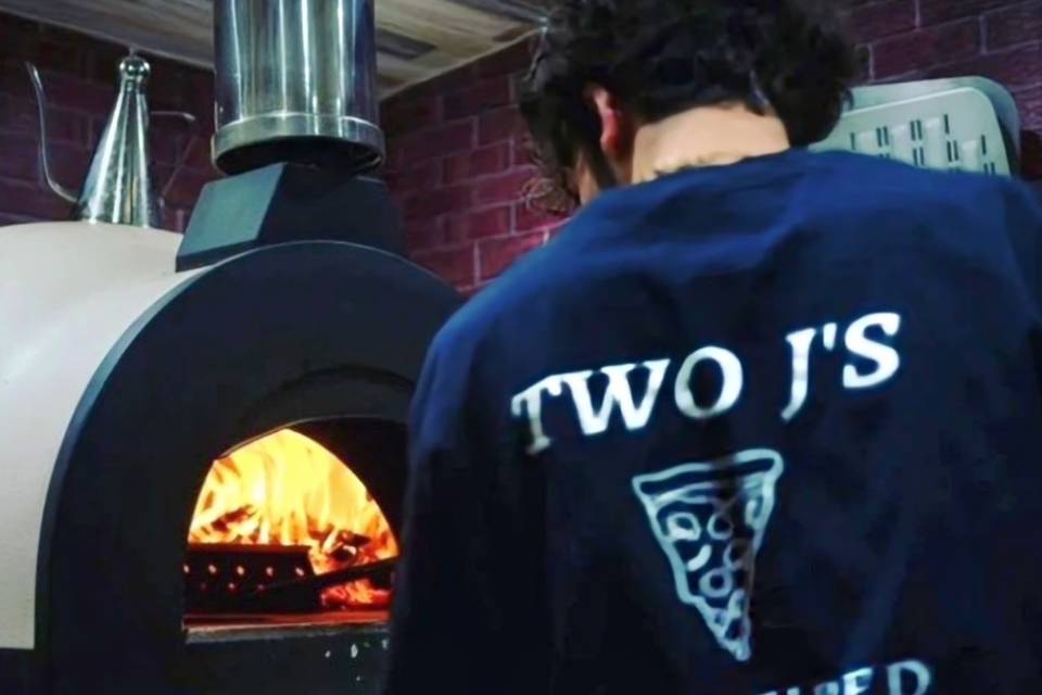 Two J's Woodfired Pizza