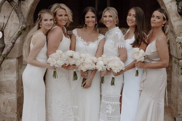 Bride & Bridesmaids