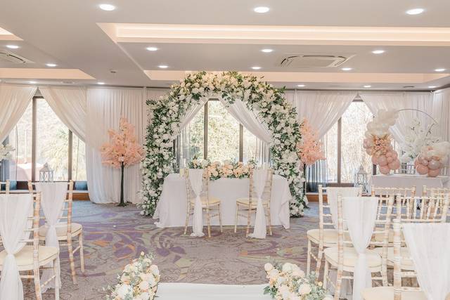 Frensham Pond Hotel & Spa
