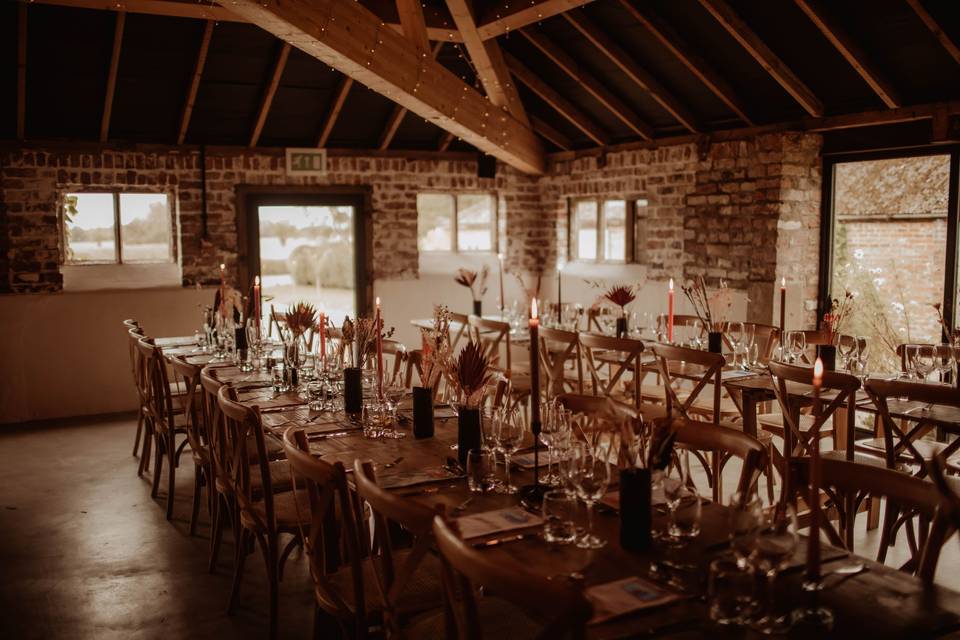 Woolas Barn Tablescape