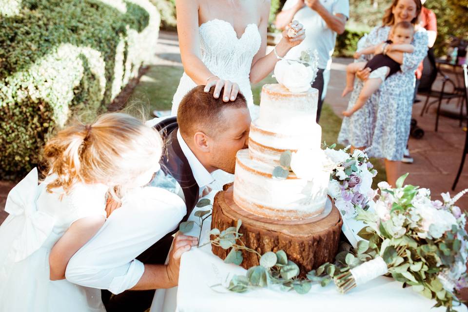 Face full of cake