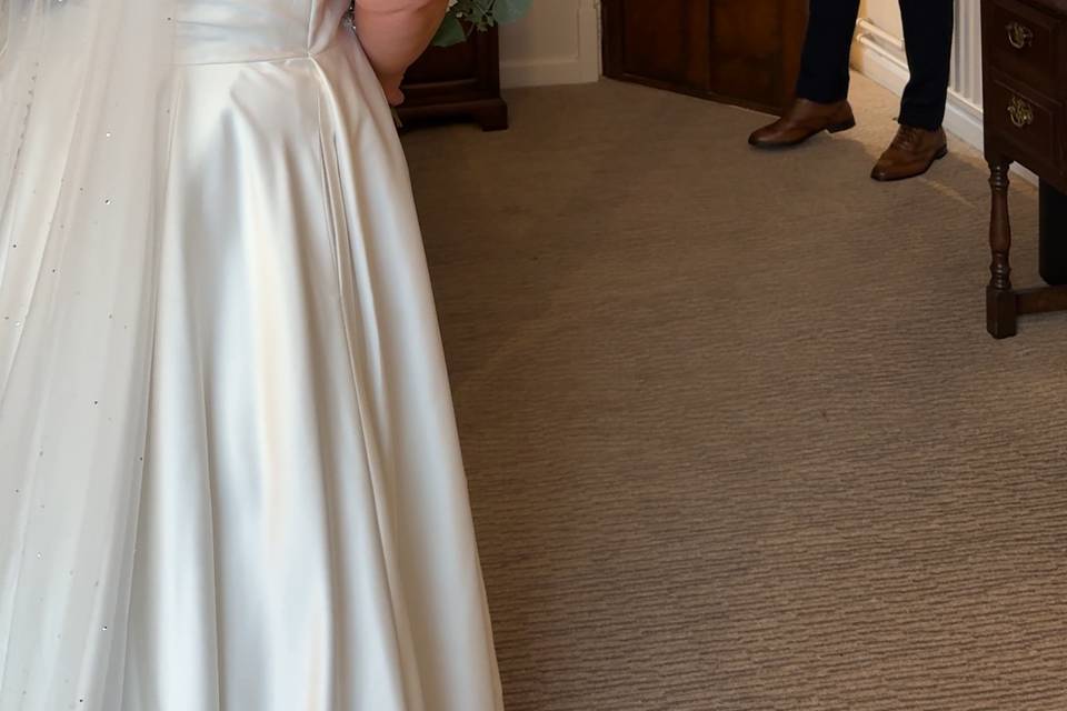 Dads first look 🥰